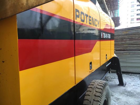 Diesel Trailer Concrete Pump 0.7 - 0.8m3 Hopper Capacity For Customer Requirements