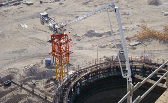 Electric Tower Type Concrete Placement Boom Stepless Speed Control Minimized Impact Force