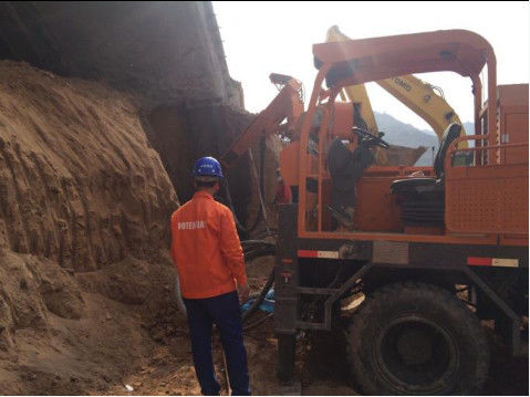 60KW / 2200rpm Robotic Shotcrete Machine With 4 Wheels Driving And Steering