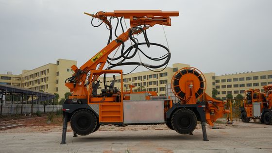 0 - 20km/h Robotic Wet Concrete Sprayer With 15 - 16m Shotcrete Distance Upward