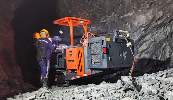 Articulated Chassis Structure Heavy Duty Drilling Equipment Drilling Speed 0.8 - 2m/min