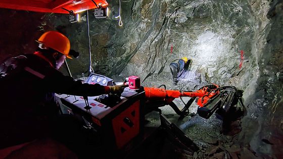 Drilling Speed 0.8 - 2m/Min Jumbo Rock Drill Compact For Mining Sites KD10A-1BCD(L)