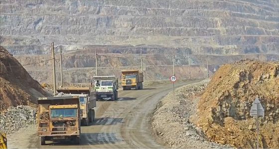 R55 Hybrid Energy Mining Dump Truck Max Speed 70km/H Minimum Turning Radius 12m