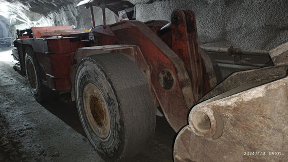 High Capacity Underground Mining Loader 19200kg Vehicle Weight LHD 7t Tramming Capacity