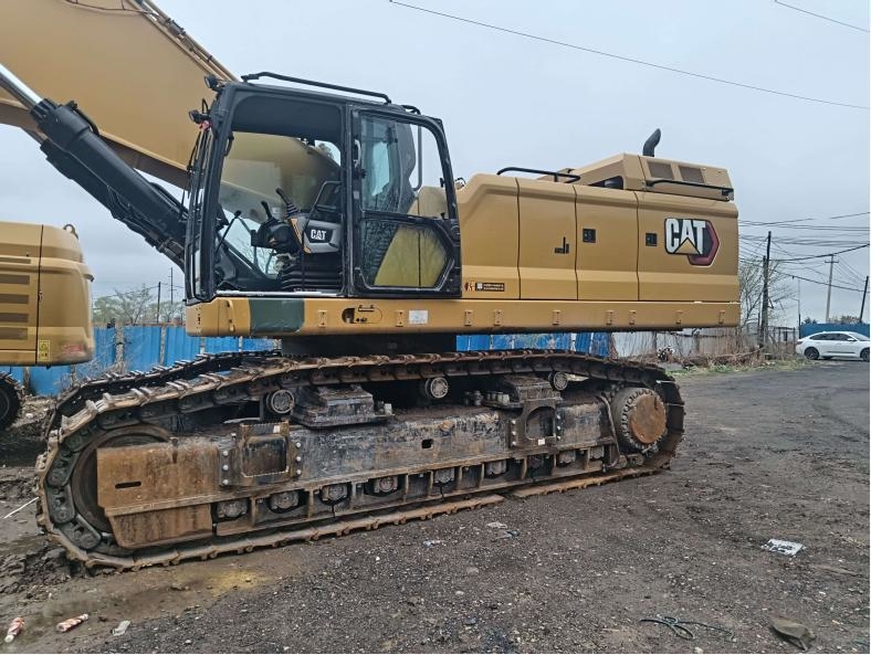 Usd Caterpillar 395 Excavator with Range Extended 6.5m3 Standard Bucket Capacity and Maximum Digging Depth of 7190mm
