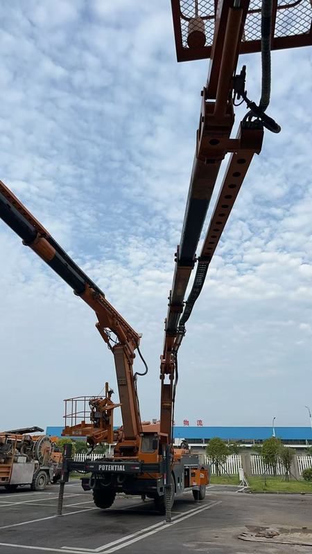 2000Kg Maximum Load-bearing Capacity Arch Installation Carrier with Dual Power of Diesel Electric