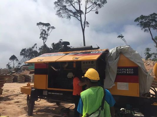 Bomba de concreto estática de reboque 16MPa Pressão teórica máxima Bomba de entrega de concreto