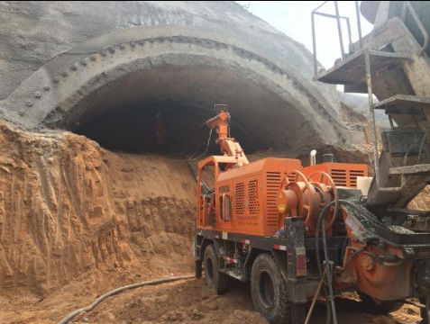 Elelctric Motor Diesel Engine Robotic Shotcrete Machine Travelling Speed 0 - 15km/h