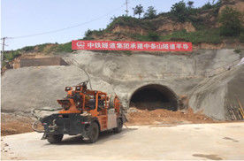 Robotic Shotcrete Spraying Machine 20km/h 4 Cylinder Liquid Cooled Diesel Engine