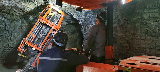 Customizable Anchour Rod Trolley Installing Jumbo For 32 - 45mm Drilling Diameter